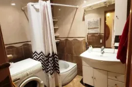 For Rent, 2 Room, Old building, Tbilisi, vake