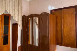 იყიდება ბინა, 3 ოთახიანი, ძველი აშენებული, ბორჯომი, ბორჯომი