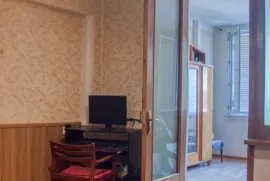Аренда, 6 Kомнатная, Старое здание, Тбилиси, saburtalo
