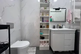 იყიდება სახლი, 6 ოთახიანი, თბილისი, დიდი დიღომი