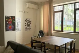 Apartment for sale, 3 Room, Old building, Tbilisi, vake