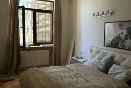 Apartment for sale, 3 Room, Old building, Tbilisi, vake