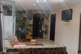 იყიდება სახლი, 5 ოთახიანი, თბილისი, გლდანი
