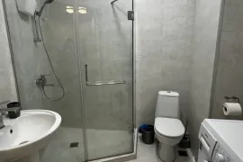 Продается квартира, 1 Kомнатная, Новостройка, Батуми, Химшиашвили Район
