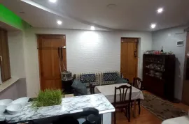 Apartment for sale, 3 Room, Old building, Tbilisi, Samgori