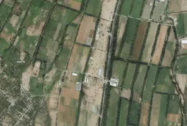 Land For Sale, Gamarjveba 