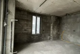 Продается квартира, 3 Kомнатная, Новостройка, Батуми, Руставельский район