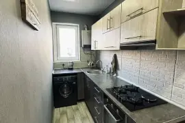 For Rent, 3 Room, Old building, Tbilisi, Sanzona