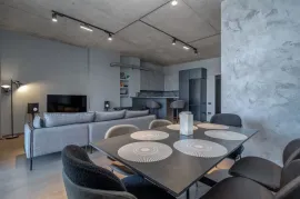 Аренда, 4 Kомнатная, Новостройка, Тбилиси, vake