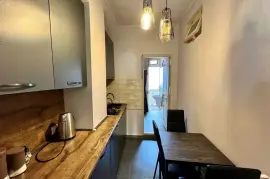 For Rent, 2 Room, Old building, Tbilisi, Sololaki