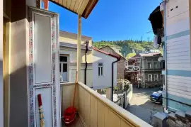 For Rent, 2 Room, Old building, Tbilisi, Sololaki