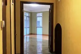 ქირავდება, საოფისე ფართი, ვაკე