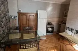 Apartment for sale, 5 Room, Old building, Tbilisi, Mtatsminda