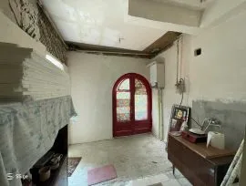 Apartment for sale, 2 Room, Old building, Tbilisi, Mtatsminda