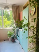 For Rent, 3 Room, Old building, Tbilisi, vake