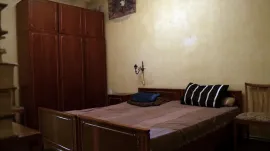 Apartment for sale, 4 Room, Old building, Tbilisi, vake