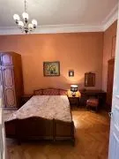 For Rent, 3 Room, Old building, Tbilisi, Chugureti