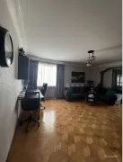 Apartment for sale, Old building, Mukhiani