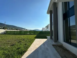 House For Sale, Saguramo