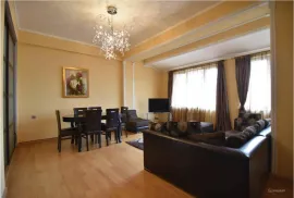 Daily Apartment Rent, 5 Room, Old building, Tbilisi, Vera