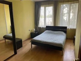 Daily Apartment Rent, 5 Room, Old building, Tbilisi, Vera