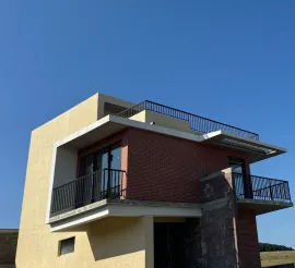 House For Sale, 5 Room, Suburbs of Tbilisi, Tsavkisi