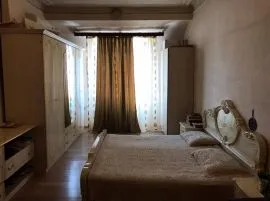 Apartment for sale, 2 Room, Old building, Tbilisi, Chugureti