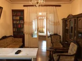 Apartment for sale, 2 Room, Old building, Tbilisi, Chugureti