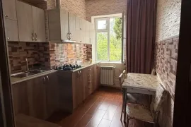 ქირავდება ბინა, 3 ოთახიანი, ძველი აშენებული, თბილისი, ავლაბარი