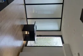 For Rent, Office, Vera