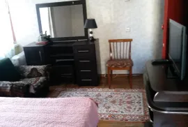 Daily Apartment Rent, 2 Room, Old building, Batumi, Aghmashenebeli District