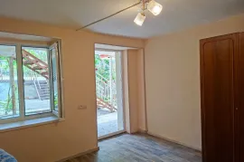 House For Sale, 6 Room, Tbilisi, Nadzaladevi