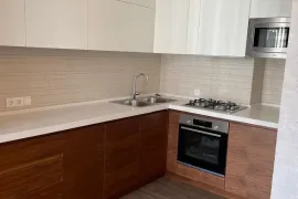 Аренда, 3 Kомнатная, Новостройка, Тбилиси, vake