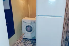 Аренда, 2 Kомнатная, Старое здание, Тбилиси, Чугурети