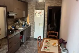 Продается квартира, 2 Kомнатная, Старое здание, Тбилиси, saburtalo