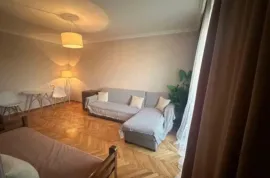 ქირავდება ბინა, 2 ოთახიანი, ძველი აშენებული, თბილისი, დიდუბე