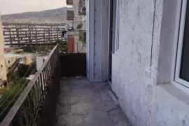 ქირავდება ბინა, 2 ოთახიანი, ძველი აშენებული, რუსთავი, ახალი რუსთავი