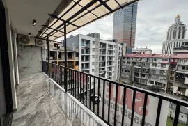 Apartment for sale, 3 Room, Old building, Batumi, Old Batumi district