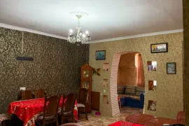 იყიდება ბინა, 4 ოთახიანი, ძველი აშენებული, ქუთაისი, ავტოქარხნის დასახლება