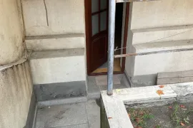 For Rent, Office, vake