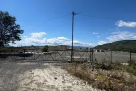 იყიდება მიწის ნაკვეთი, ქსოვრისი