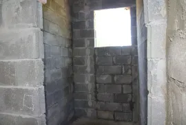 იყიდება სახლი, 4 ოთახიანი, ქობულეთი, ჩაქვი