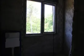 იყიდება სახლი, 4 ოთახიანი, ქობულეთი, ჩაქვი