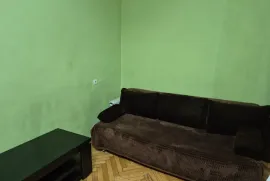 Аренда, 1 Kомнатная, Старое здание, Тбилиси, saburtalo
