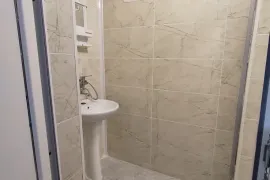 ქირავდება ბინა, 2 ოთახიანი, ძველი აშენებული, თბილისი, ავლაბარი