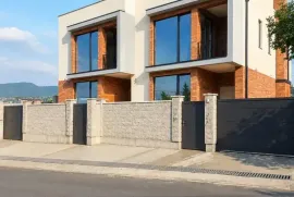 House For Sale, 10 Room, Tbilisi, vake