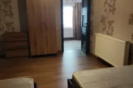 Аренда, 2 Kомнатная, Старое здание, Тбилиси, saburtalo
