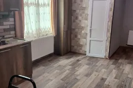 Аренда, 2 Kомнатная, Старое здание, Тбилиси, saburtalo