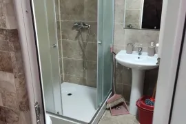 Аренда, 2 Kомнатная, Старое здание, Тбилиси, saburtalo