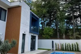 ქირავდება სახლი, 7 ოთახიანი, თბილისი, დიღომი 1-9